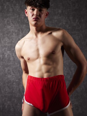 Beautiful twink ThatsLukasss. First shoot in Holland.