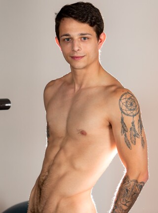 Kyle Wyncrest - Gay Porn Model