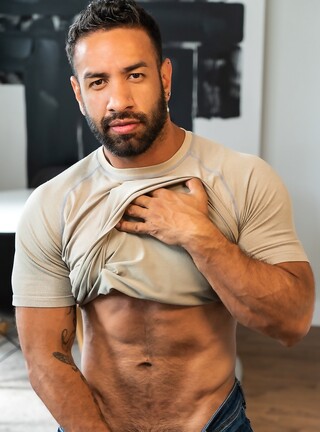 Mateo Zagal - Gay Porn Model