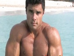 Latino bodybuilder Tony Searle naked