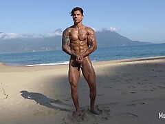 Sexy Muscle Worship on the Beach